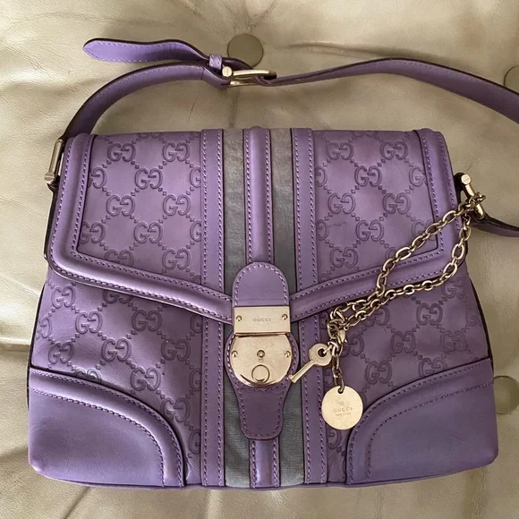Gucci GG Embossed Guccissima Leather Treasure Bag Lavender Lock/Key Chain COA - Picture 3 of 15